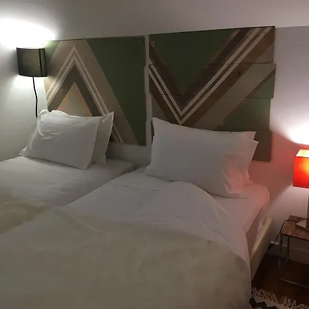 Lucky's Guest house 3*